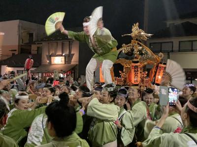 御輿運行中の様子