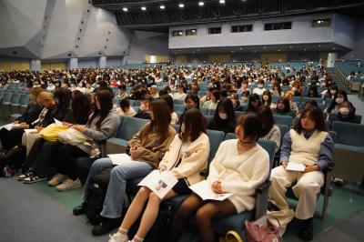 郡山開成学園で高松市長が講演