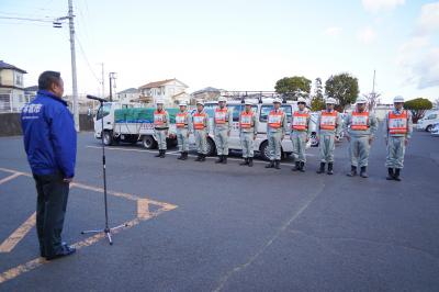 訓示を述べる高松市長　