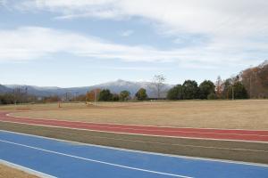 整備された「みんなの原っぱ運動広場」